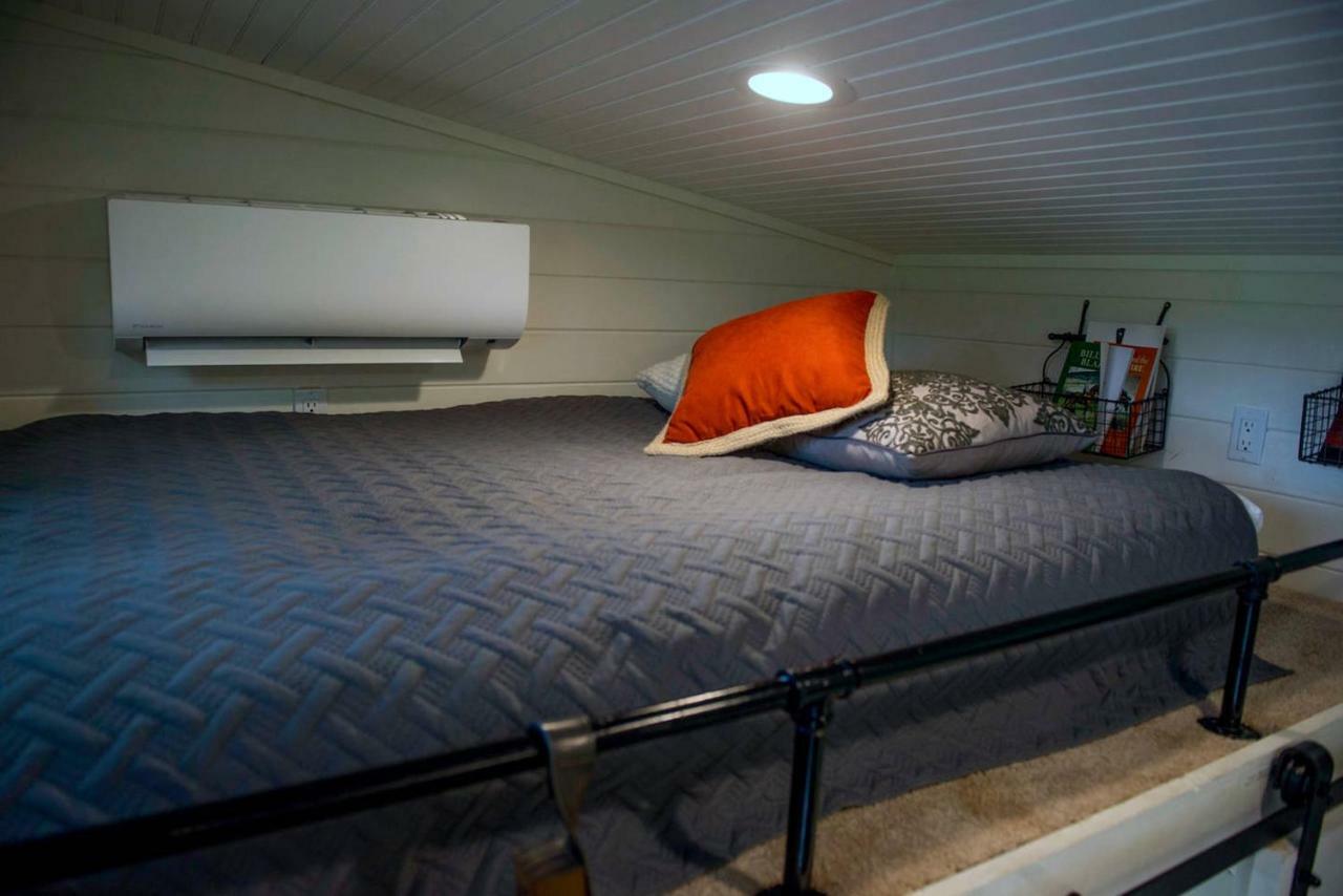 Villa Montana Escape Elegant Tiny House In Waco Near Magnolia Esterno foto