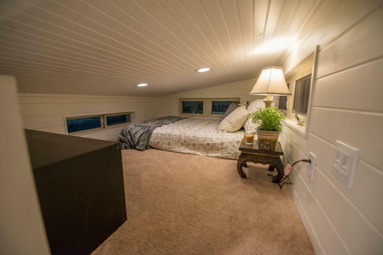 Villa Montana Escape Elegant Tiny House In Waco Near Magnolia Esterno foto