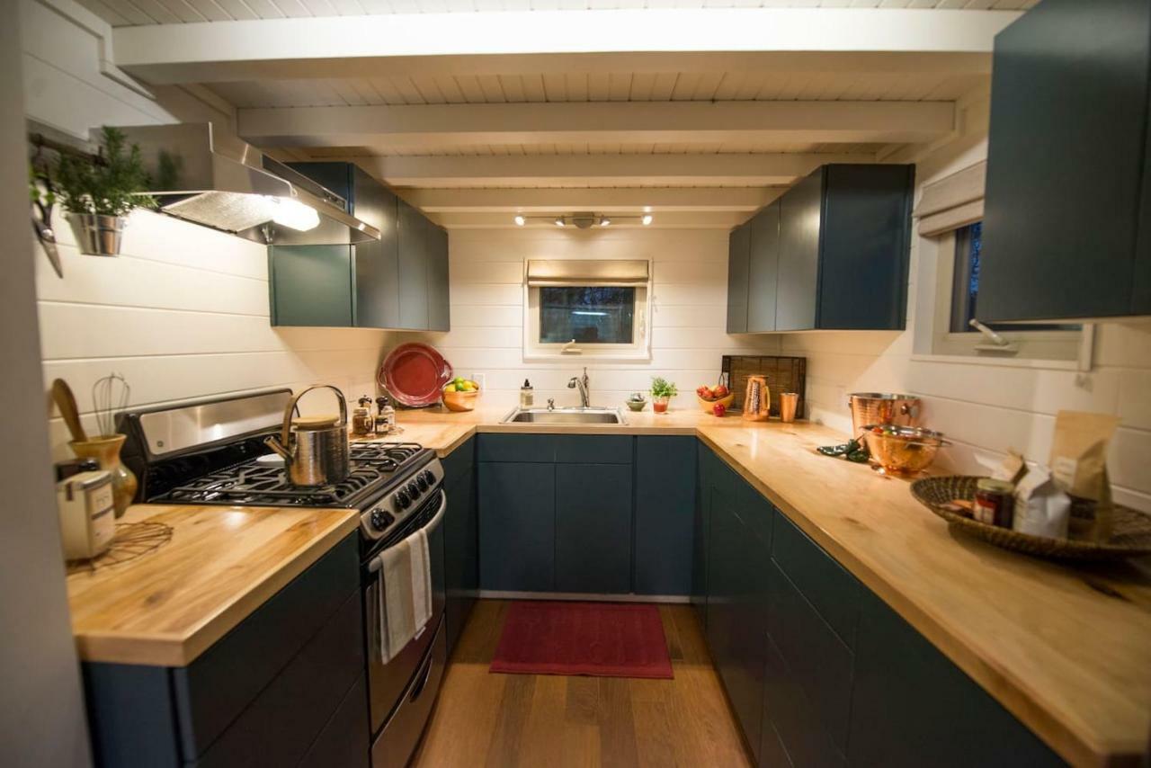 Villa Montana Escape Elegant Tiny House In Waco Near Magnolia Esterno foto